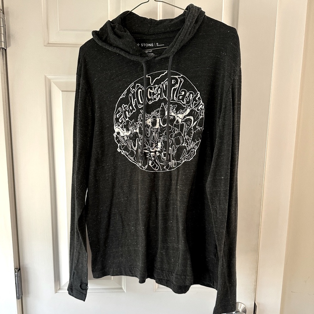 Cool lightweight hoodie with message 🌍